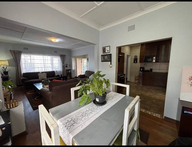 2 BEDROOM HOUSE FOR SALE IN WHITERIDGE